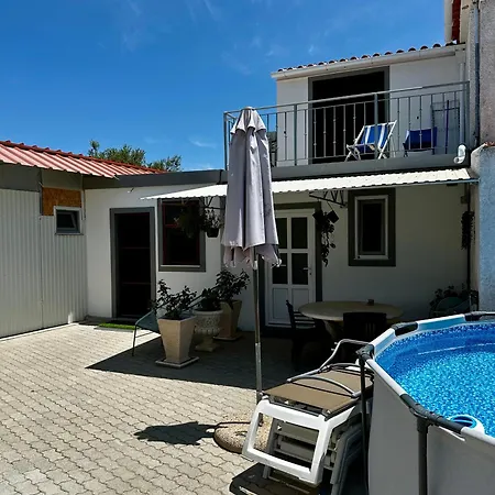 One-bedroom House Close To The * Armação de Pêra