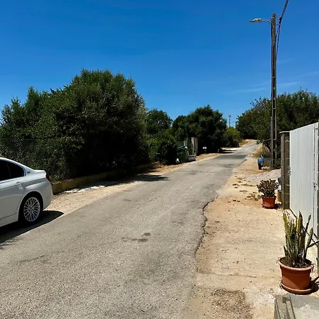 One-bedroom House Close To The