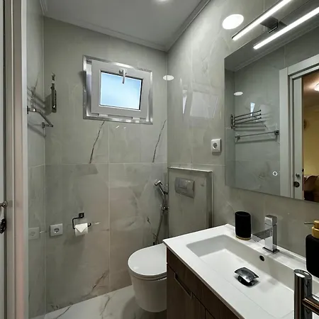 One-bedroom House Close To The