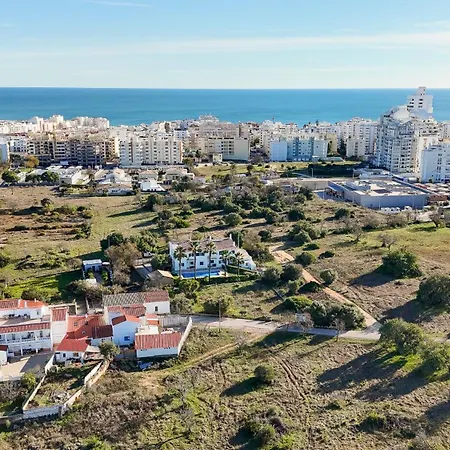 One-bedroom House Close To The * Armação de Pêra